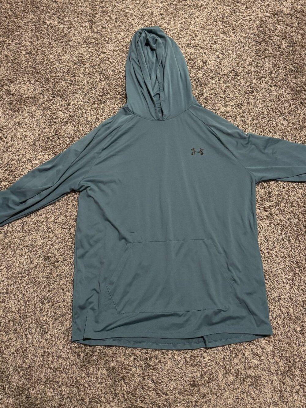 Men's Under Armour heatgear Velocity hoodie.